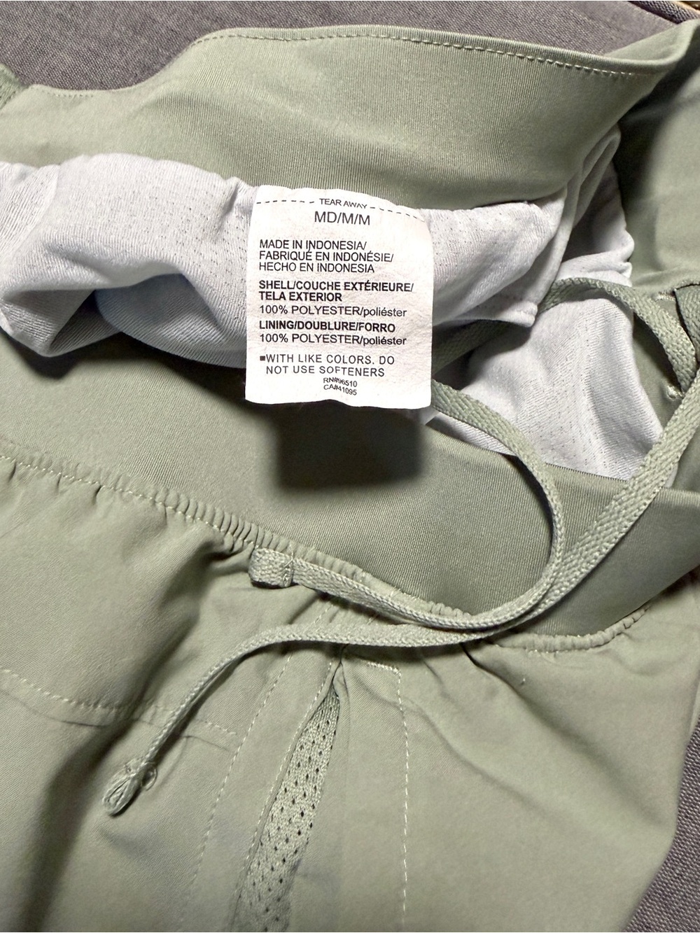 Under Armour Men’s Lined Launch Shorts - Picture 6 of 6